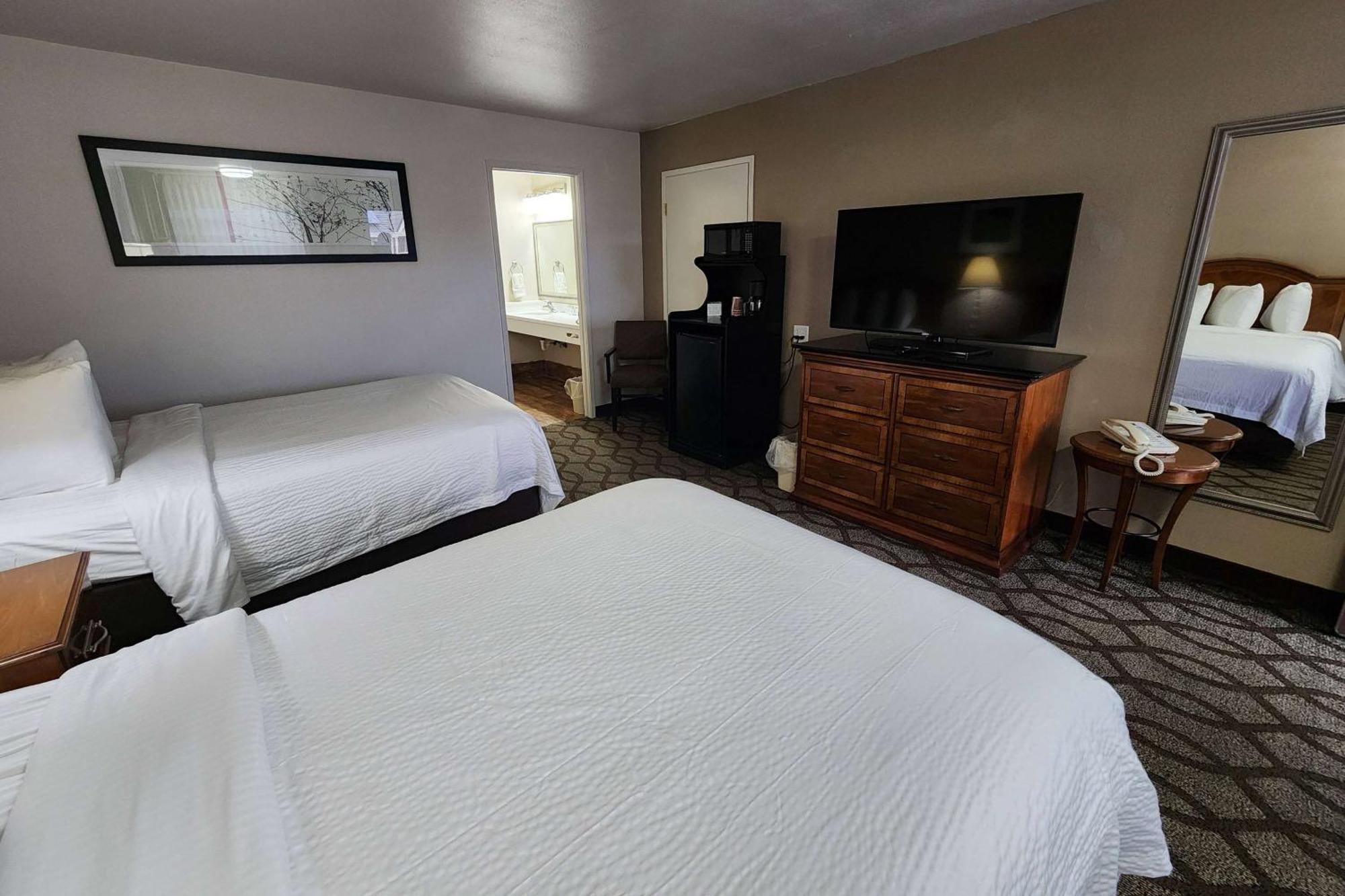 Ramada Bayside Inn & Suites ユーレカ エクステリア 写真