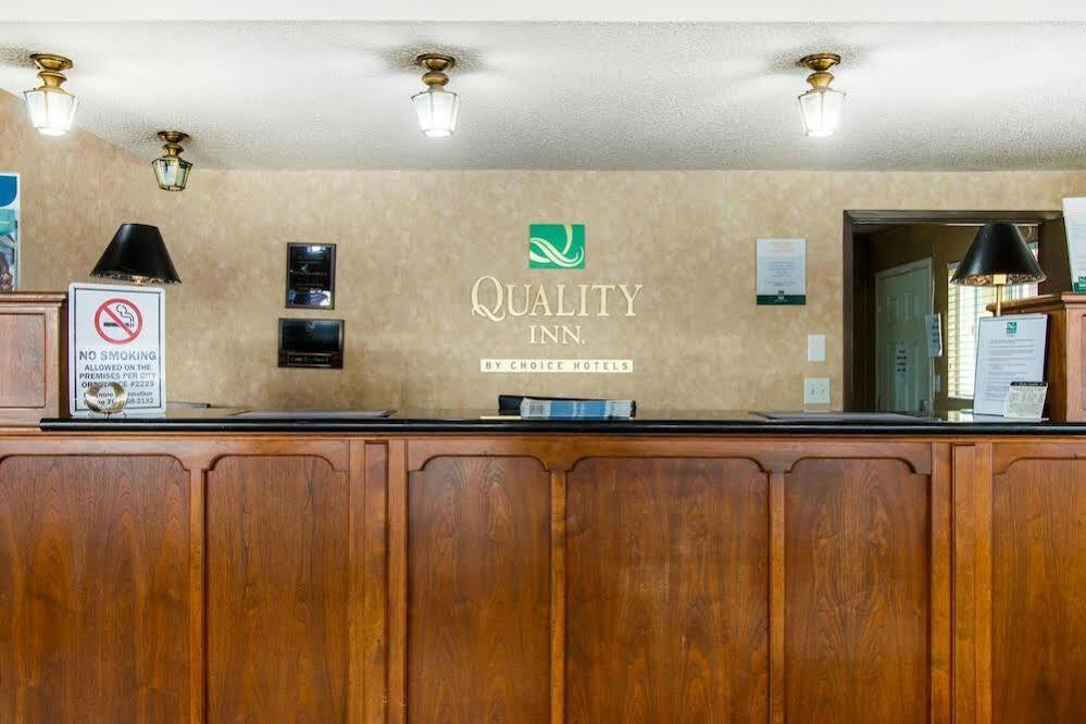 Ramada Bayside Inn & Suites ユーレカ エクステリア 写真